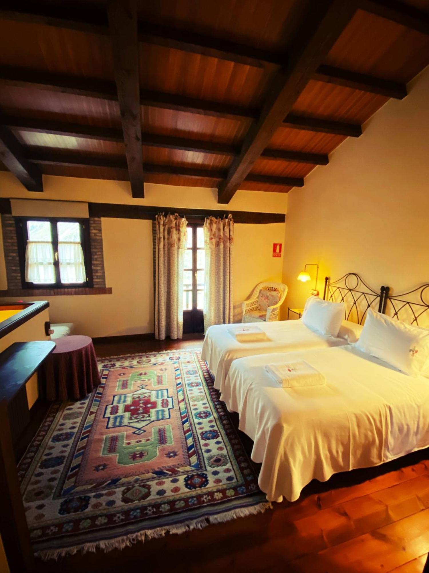 Casa Rural La Riba Sames Zewnętrze zdjęcie