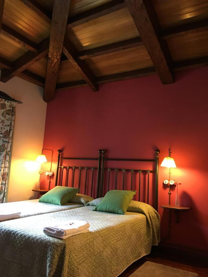 Casa Rural La Riba Sames Zewnętrze zdjęcie